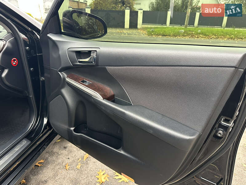 Седан Toyota Camry 2017 в Вінниці