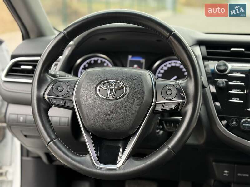 Седан Toyota Camry 2018 в Виннице фото 55 Седан Toyota Camry 2018 в Виннице