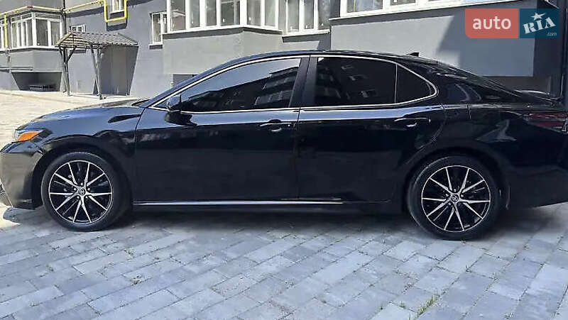 Седан Toyota Camry 2021 в Киеве фото 4 Седан Toyota Camry 2021 в Киеве