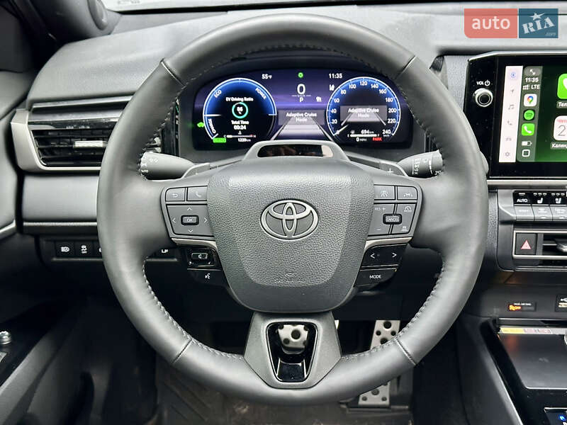 Седан Toyota Camry 2024 в Києві