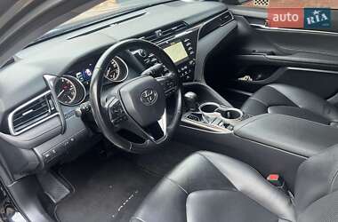 Седан Toyota Camry 2018 в 