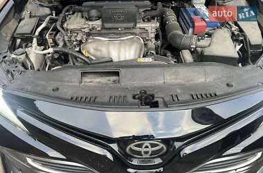 Седан Toyota Camry 2018 в 