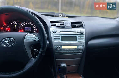 Седан Toyota Camry 2007 в  фото 9 Седан Toyota Camry 2007 в