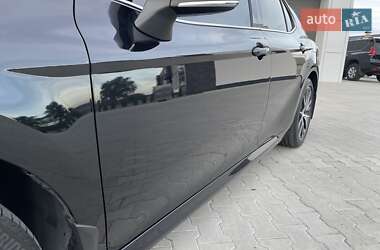 Седан Toyota Camry 2022 в 