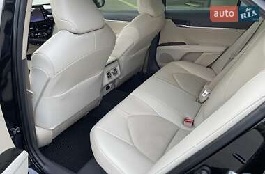 Седан Toyota Camry 2022 в 