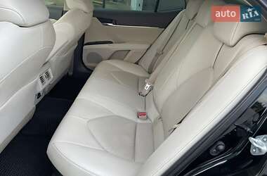 Седан Toyota Camry 2022 в 