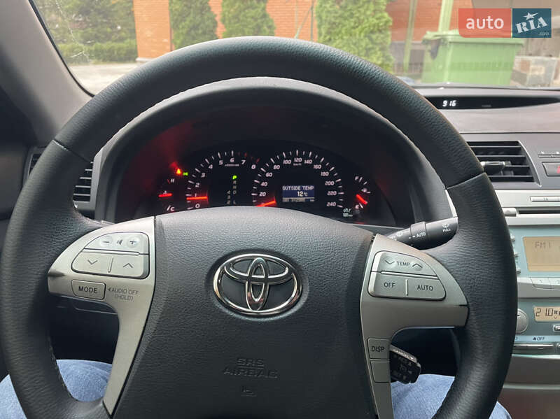 Седан Toyota Camry 2007 в Киеве фото 11 Седан Toyota Camry 2007 в Киеве
