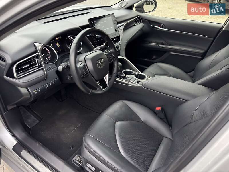 Седан Toyota Camry 2021 в Днепре фото 13 Седан Toyota Camry 2021 в Днепре