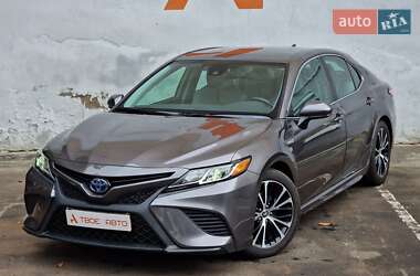 Седан Toyota Camry 2020 в 