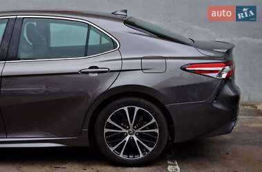 Седан Toyota Camry 2020 в 