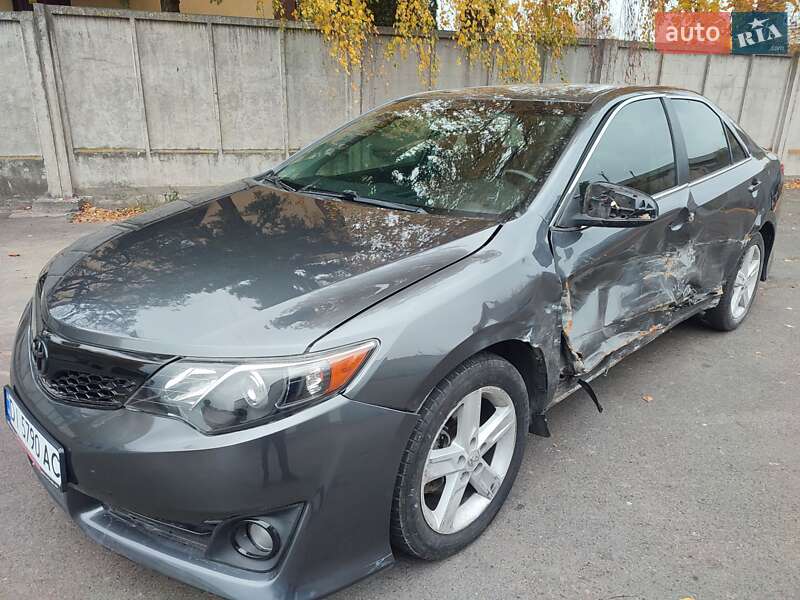 Седан Toyota Camry 2014 в Ровно фото 14 Седан Toyota Camry 2014 в Ровно