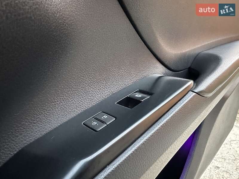 Седан Toyota Camry 2018 в Одессе фото 77 Седан Toyota Camry 2018 в Одессе