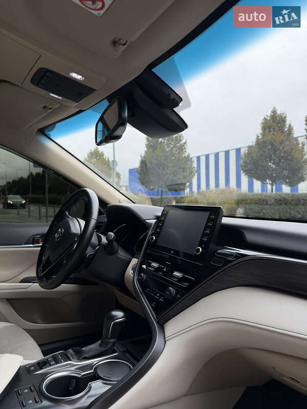 Седан Toyota Camry 2022 в Киеве фото 29 Седан Toyota Camry 2022 в Киеве