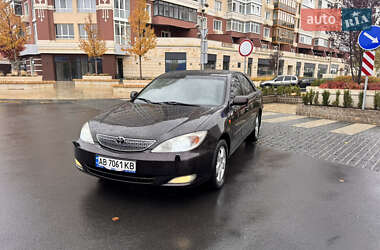 Седан Toyota Camry 2003 в  фото 3 Седан Toyota Camry 2003 в