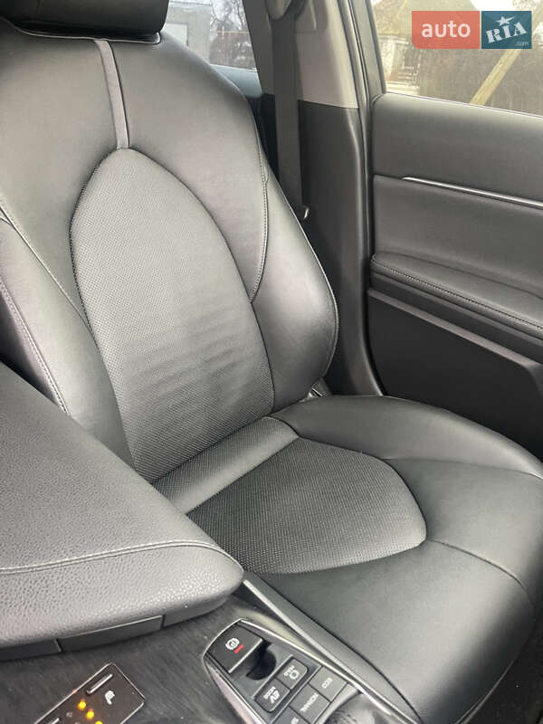 Седан Toyota Camry 2021 в Одессе фото 29 Седан Toyota Camry 2021 в Одессе