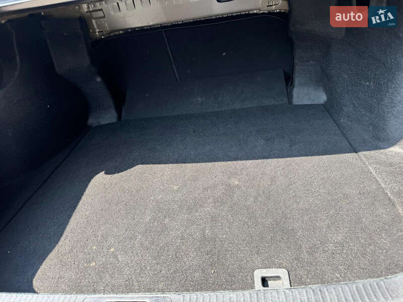 Седан Toyota Camry 2019 в Жовкве