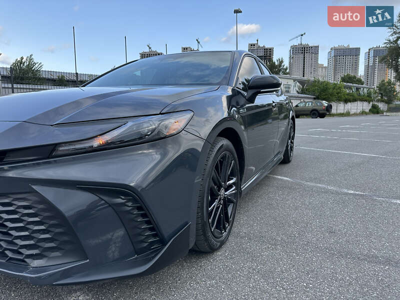 Седан Toyota Camry 2024 в Киеве фото Седан Toyota Camry 2024 в Киеве