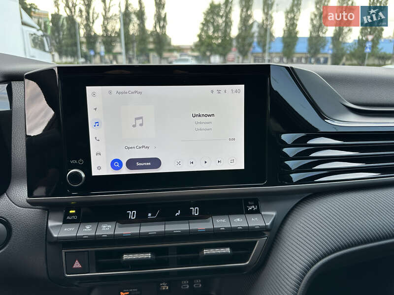 Седан Toyota Camry 2024 в Киеве фото 15 Седан Toyota Camry 2024 в Киеве