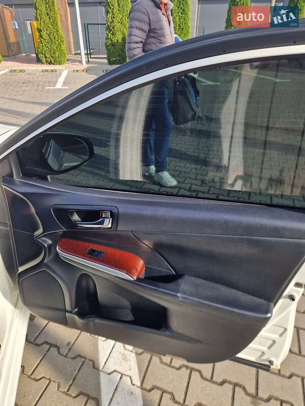 Седан Toyota Camry 2011 в Житомире