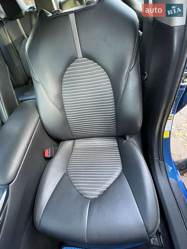 Седан Toyota Camry 2019 в Киеве фото 29 Седан Toyota Camry 2019 в Киеве