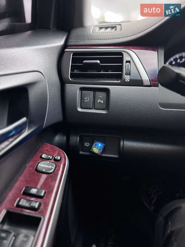 Седан Toyota Camry 2011 в Новой Одессе