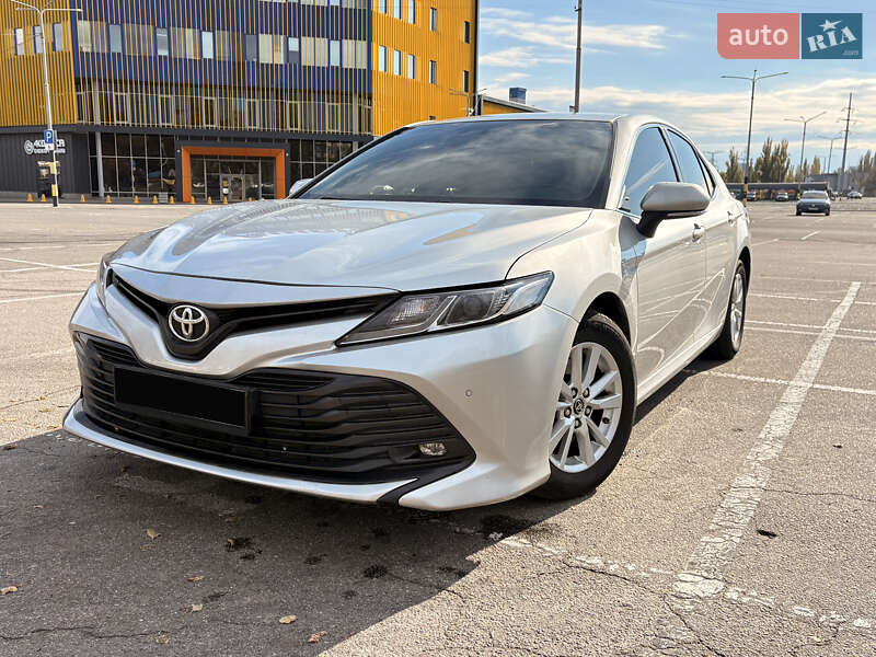 Седан Toyota Camry 2017 в Києві фото 5 Седан Toyota Camry 2017 в Києві