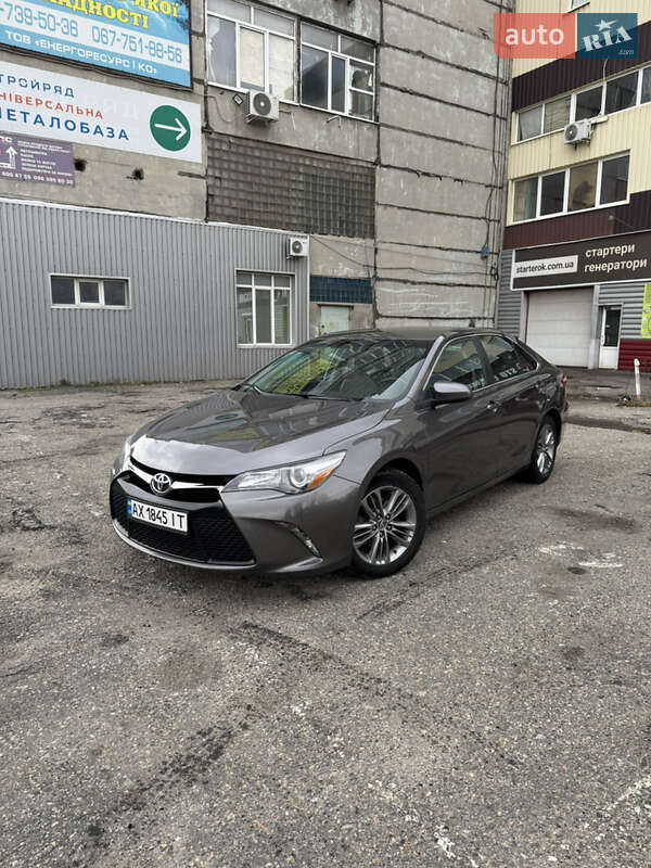 Седан Toyota Camry 2015 в Харькове фото 3 Седан Toyota Camry 2015 в Харькове