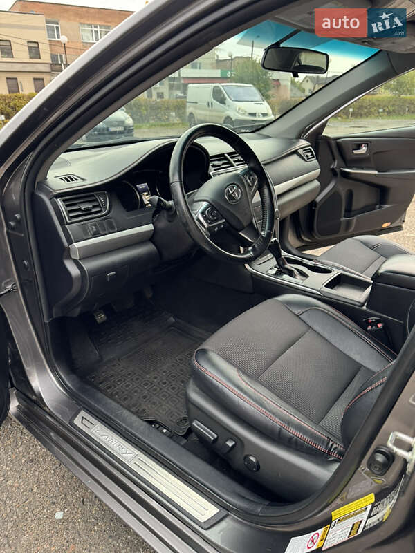 Седан Toyota Camry 2015 в Харькове фото 28 Седан Toyota Camry 2015 в Харькове