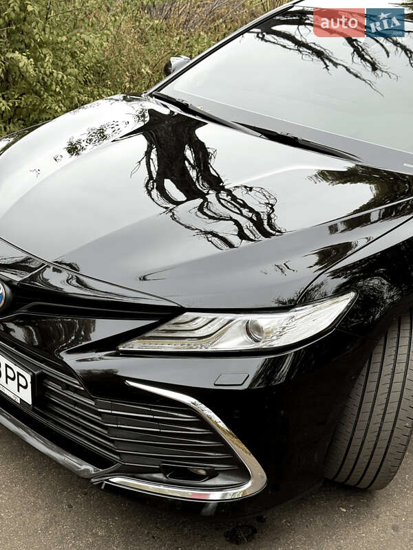 Седан Toyota Camry 2023 в Киеве фото 37 Седан Toyota Camry 2023 в Киеве