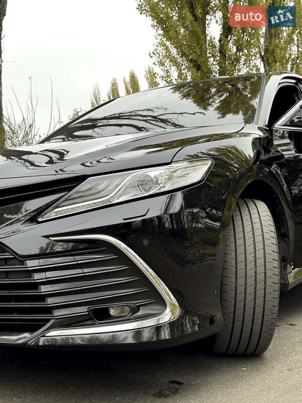Седан Toyota Camry 2023 в Киеве фото 42 Седан Toyota Camry 2023 в Киеве