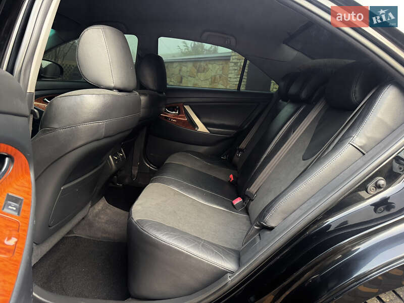 Седан Toyota Camry 2009 в Могилев-Подольске