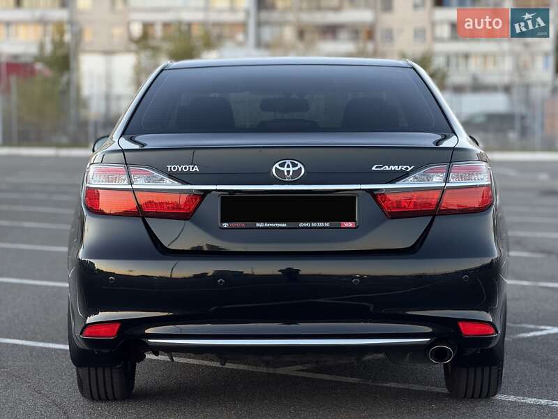 Седан Toyota Camry 2017 в Киеве фото 7 Седан Toyota Camry 2017 в Киеве