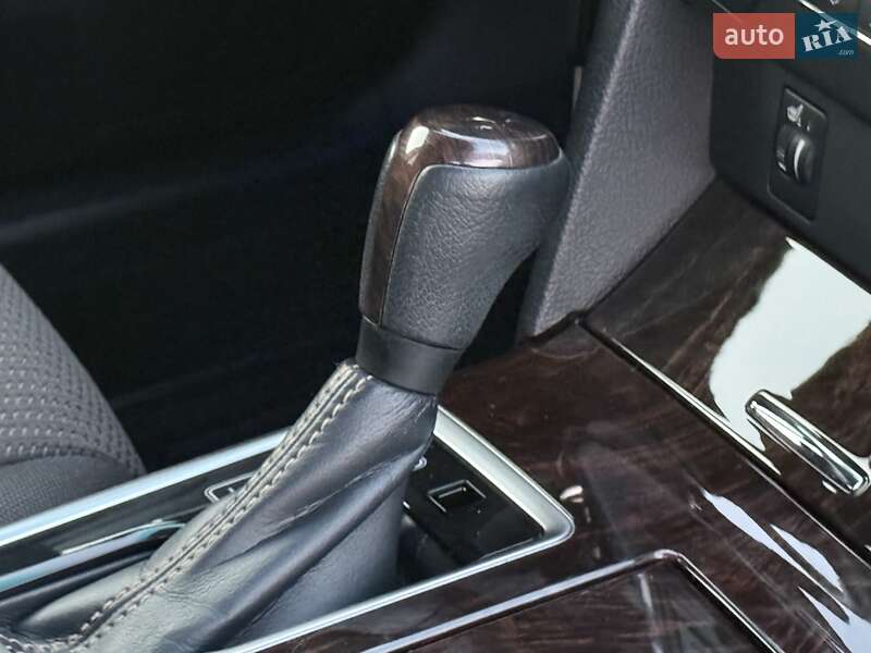 Седан Toyota Camry 2017 в Киеве фото 41 Седан Toyota Camry 2017 в Киеве