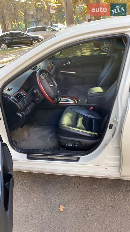 Седан Toyota Camry 2013 в Одессе
