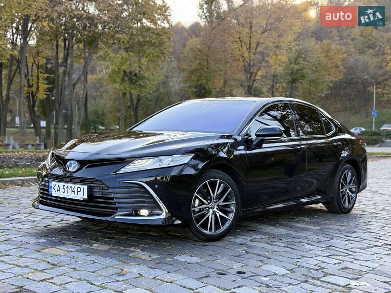Седан Toyota Camry 2022 в Киеве фото 10 Седан Toyota Camry 2022 в Киеве