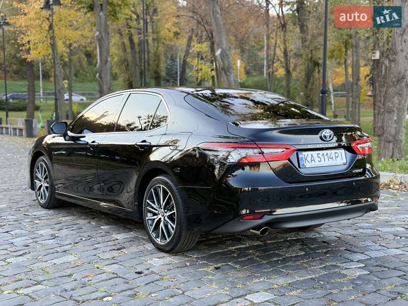 Седан Toyota Camry 2022 в Киеве фото 16 Седан Toyota Camry 2022 в Киеве
