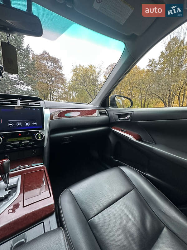 Седан Toyota Camry 2012 в Луцке
