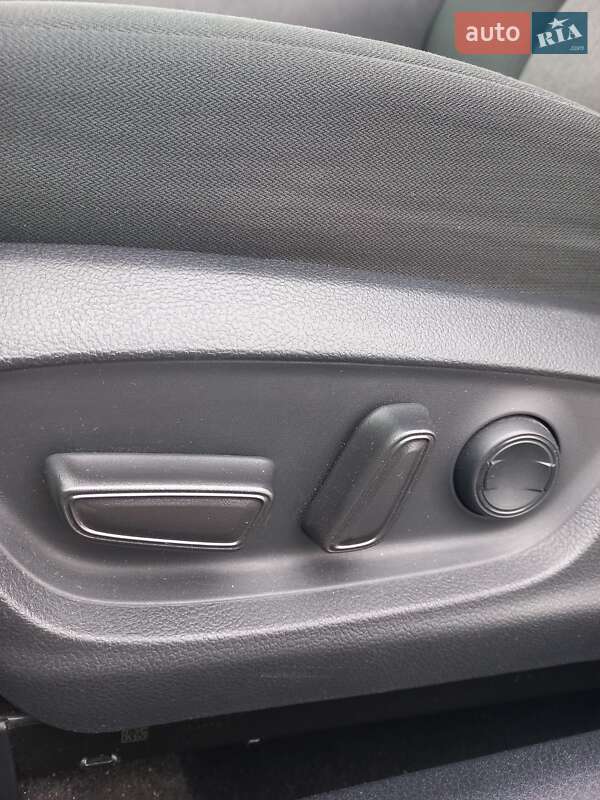 Седан Toyota Camry 2021 в Запорожье фото 28 Седан Toyota Camry 2021 в Запорожье