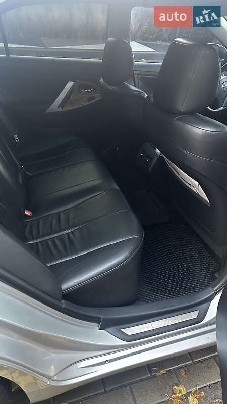 Седан Toyota Camry 2007 в Киеве