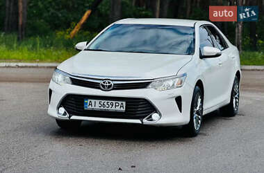 Седан Toyota Camry 2014 в Полтаве