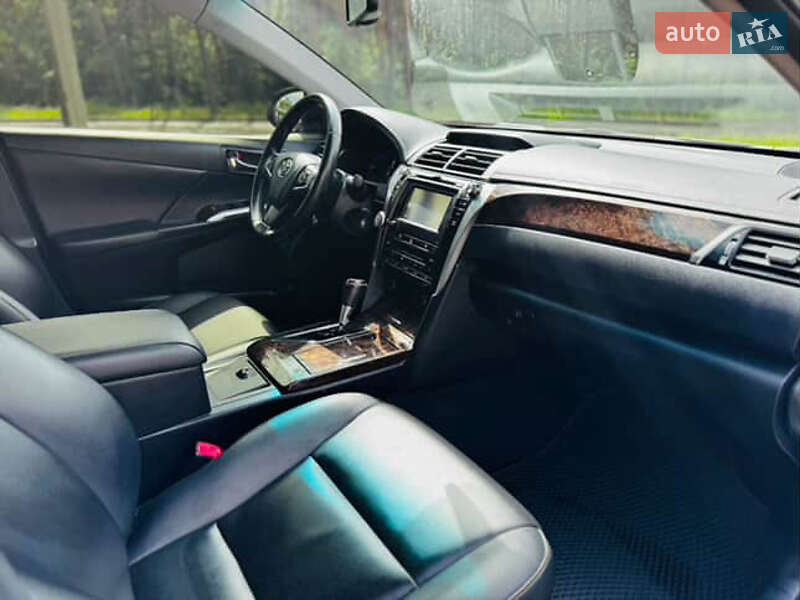 Седан Toyota Camry 2014 в Полтаве фото 12 Седан Toyota Camry 2014 в Полтаве
