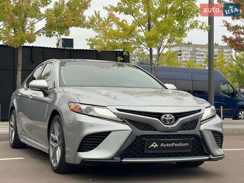 Седан Toyota Camry 2018 в Киеве фото 47 Седан Toyota Camry 2018 в Киеве