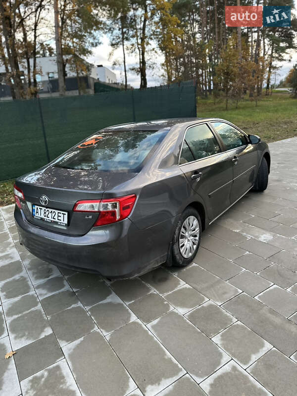 Седан Toyota Camry 2012 в Львове