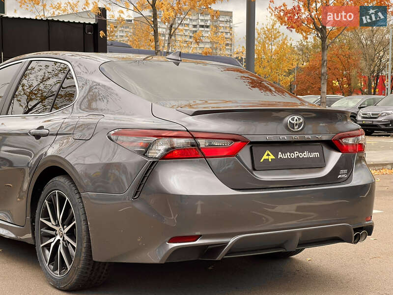 Седан Toyota Camry 2021 в Києві фото 13 Седан Toyota Camry 2021 в Києві