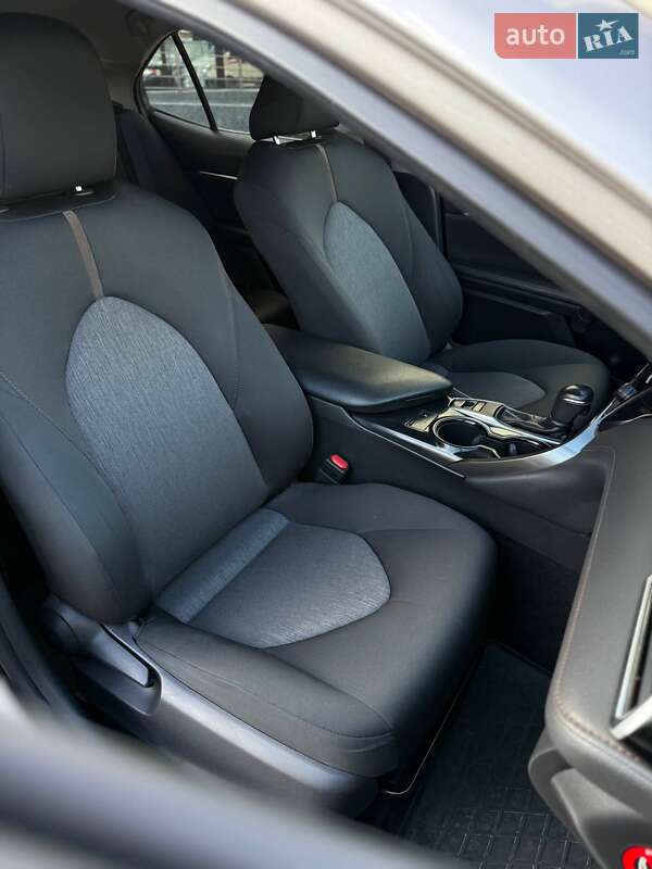 Седан Toyota Camry 2017 в Черновцах фото 11 Седан Toyota Camry 2017 в Черновцах
