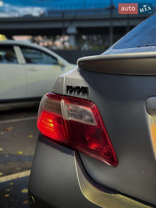 Седан Toyota Camry 2008 в Броварах