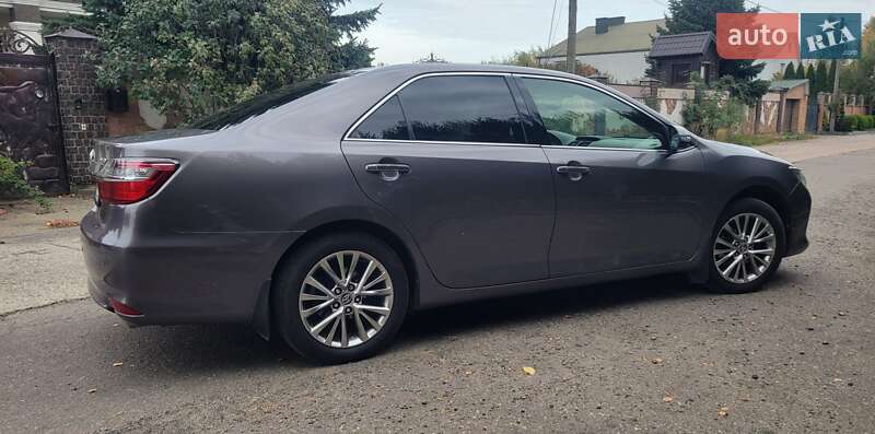 Седан Toyota Camry 2016 в Луцьку