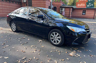 Седан Toyota Camry 2016 в Києві