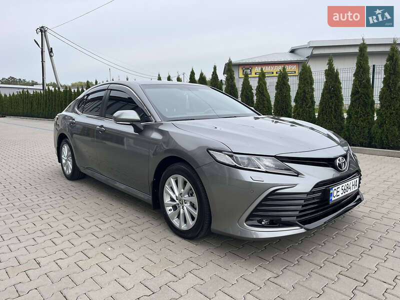 Седан Toyota Camry 2022 в Черновцах фото Седан Toyota Camry 2022 в Черновцах