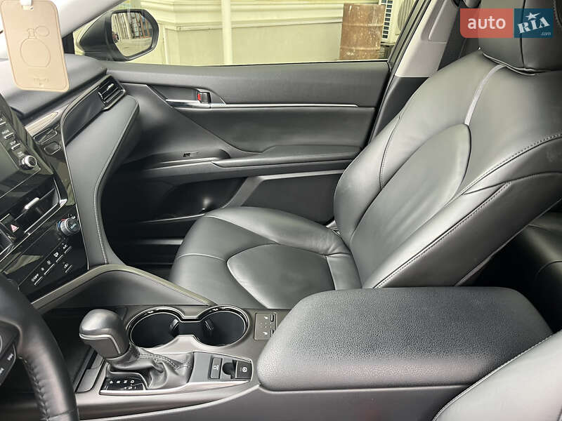 Седан Toyota Camry 2022 в Черновцах фото 21 Седан Toyota Camry 2022 в Черновцах